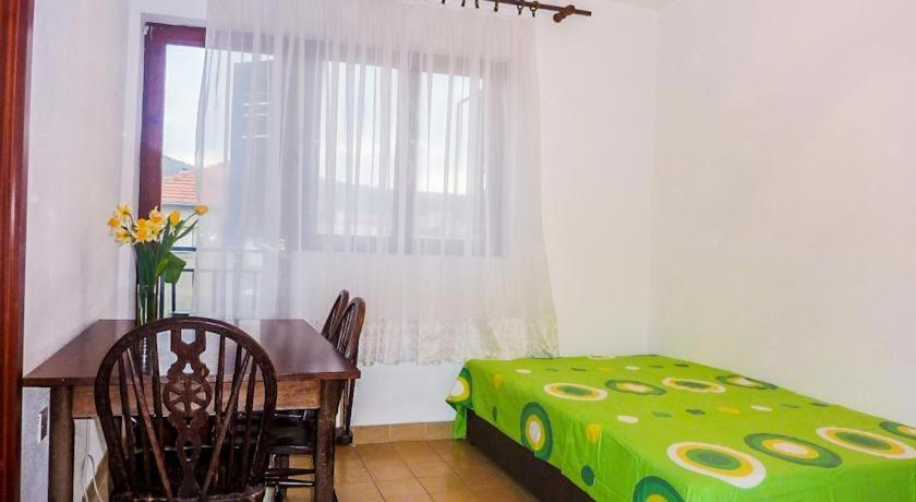 Apartments With A Parking Space Poljica, Trogir - 11454 مارينا المظهر الخارجي الصورة